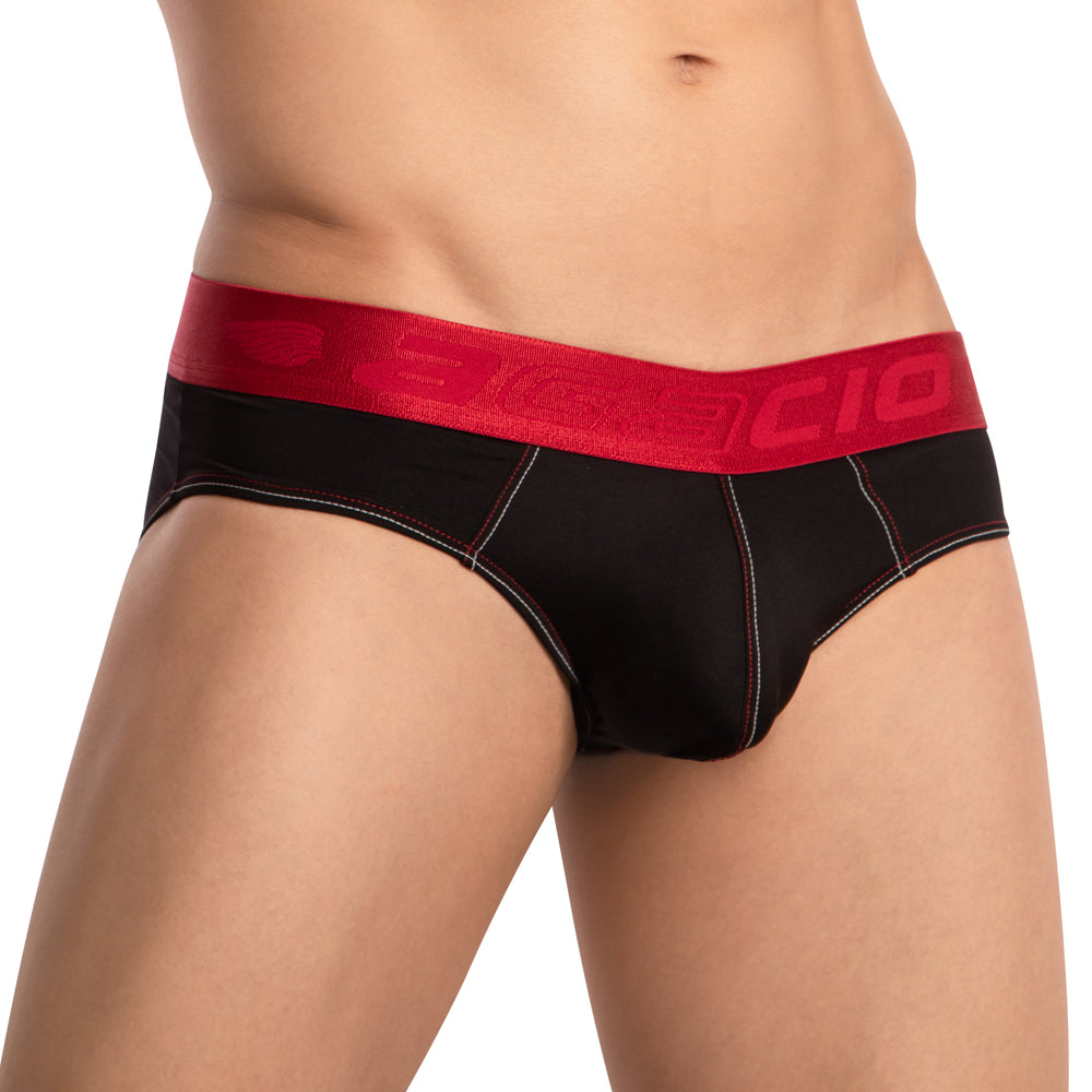 Agacio AGJ037 Brief