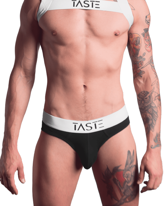 TASTE | Signature Brief Black on White
